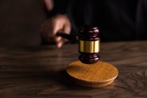 Pros and Cons of Taking Your Nursing Home Abuse Lawsuit to Court